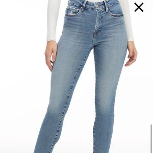 Good American cropped jeans -NWT 6